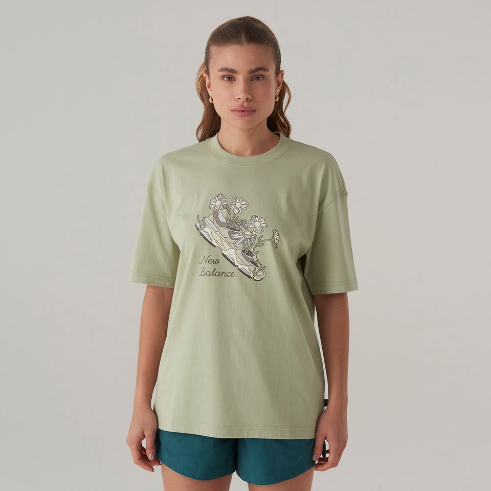 Camiseta Flower Shoe Feminina