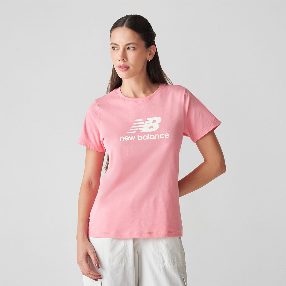 Camiseta Essentials Feminina