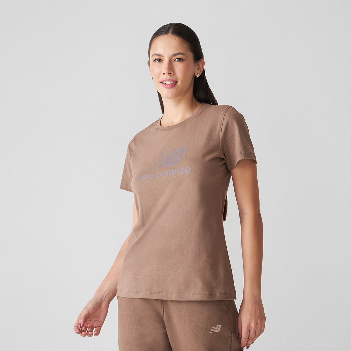 Camiseta Essentials Feminina